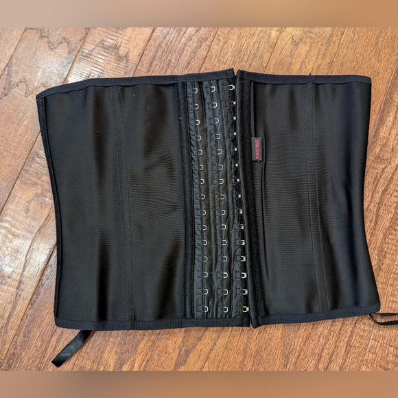 Perfect Waist Black Waist Cincher Corset Size M - Picture 2 of 8